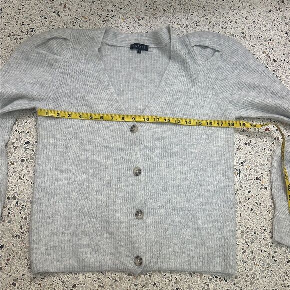 1State 1 State grey gray button cardigan sweater small s puff sleeve - Picture 6 of 7